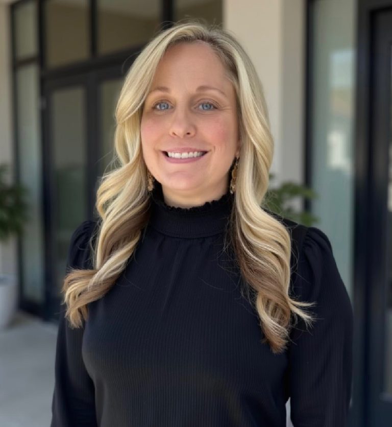 About Me 1 Kellyann Langdon - About Me